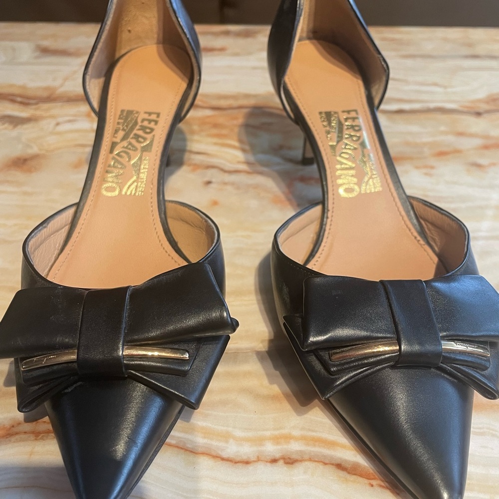 Salvatore Ferragamo Black Pointed Toe Bow D'Orsay Pumps